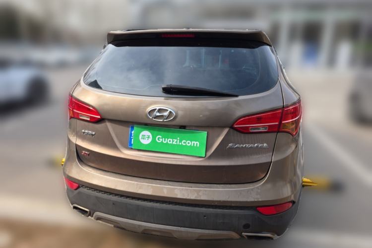 Used Hyundai Santa Fe 2013 2.4L Automatic Two-Wheel Drive Smart Version