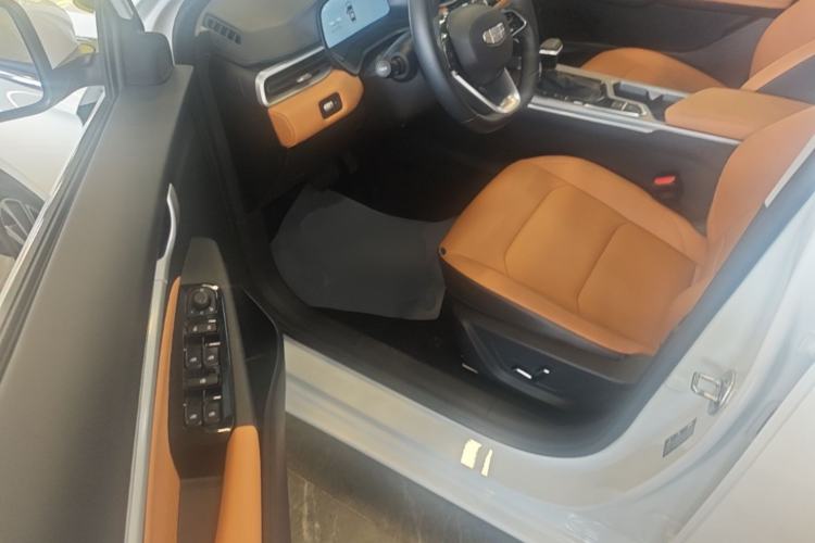 Used Geely Auto Emgrand 2025 4th Generation 1.5L CVT Flagship Version
