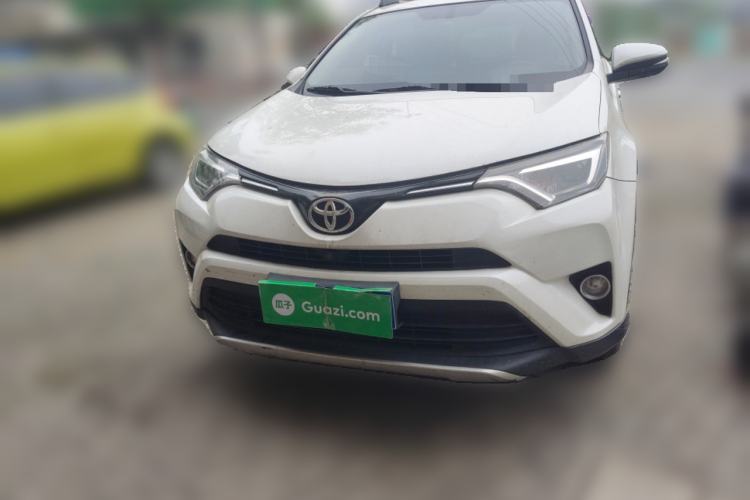 Used Toyota RAV4 2016 2.5L Automatic 4x4 Elite Edition
