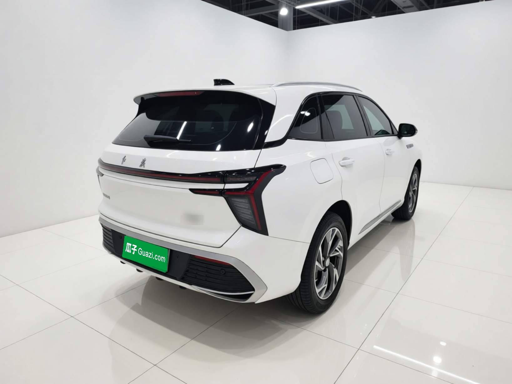 Hongqi HS3 PHEV 2025 Model 117km Jingwei Edition — снимка 6