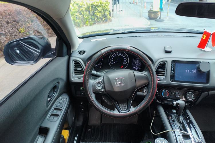 Used Honda Vezel 2020 1.5L CVT Pioneer Edition Steering Wheel