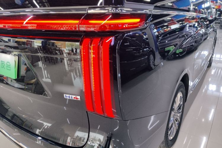 Used Wey Gaoshan 2025 Four-Wheel Drive Alpine 9
