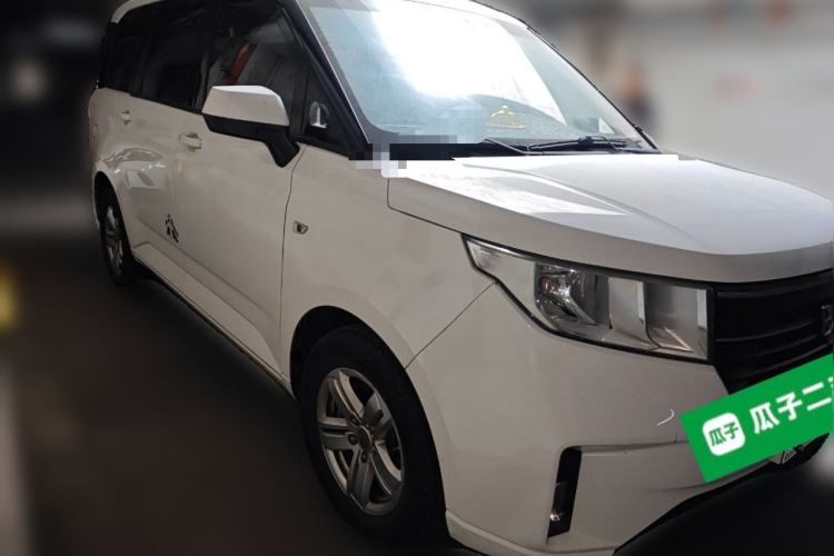 Used Wuling Hongguang PLUS 2019 1.5T Manual Comfort Version 7 Seats
