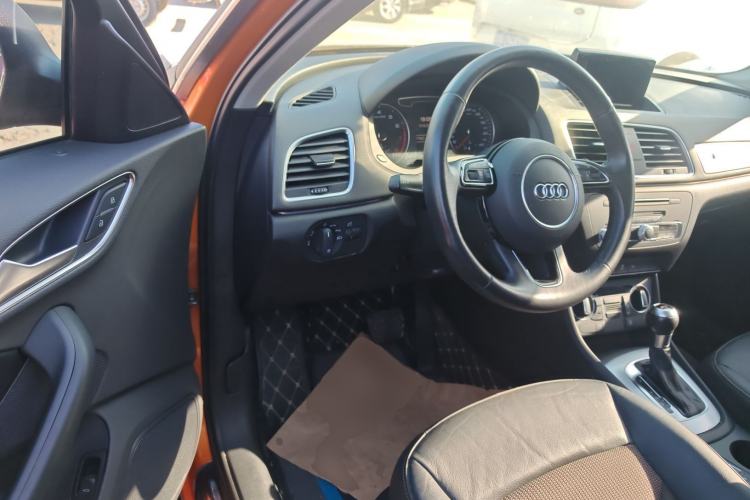 Used Audi Q3 2017 30 TFSI Fashion Model
