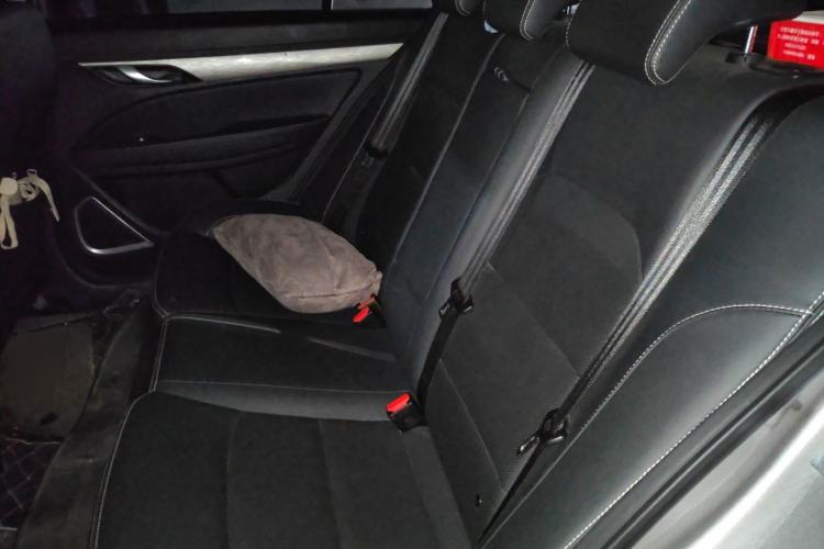 Used Geely Auto Emgrand 2019 Leading Edition 1.5L CVT Luxury Model China VI Standard Left Rear Seat