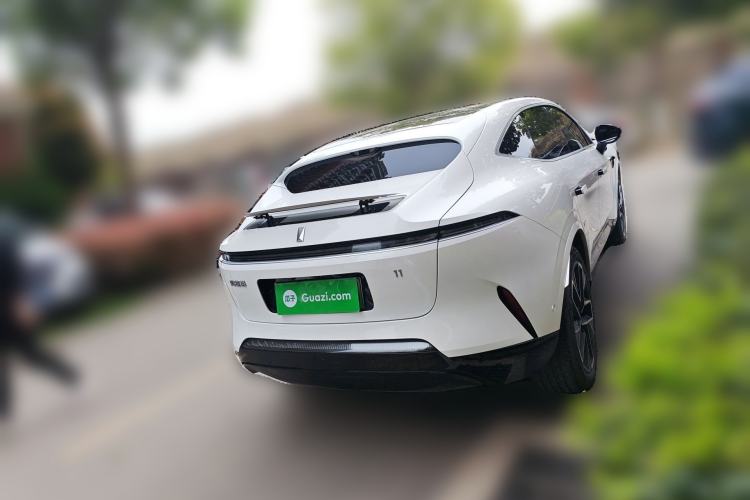 Used Avatr 11 2022 Long-Range Dual-Motor Luxury Edition 5 Seats
