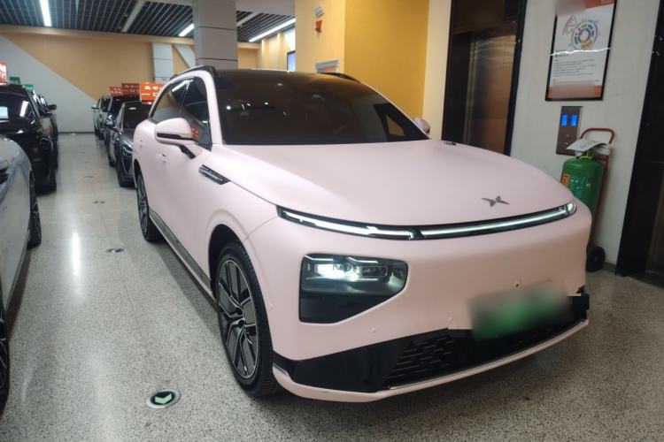 Used XPeng G9 2022 702 Pro Front Right 45 Deg