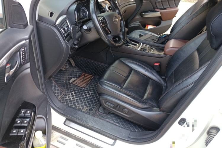 Used GAC Trumpchi GS7 2017 320T Two-Wheel-Drive Luxury Smart Connectivity Model
