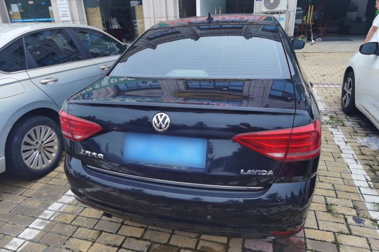 Used Volkswagen Lavida 2017 1.6L Automatic Comfort Edition