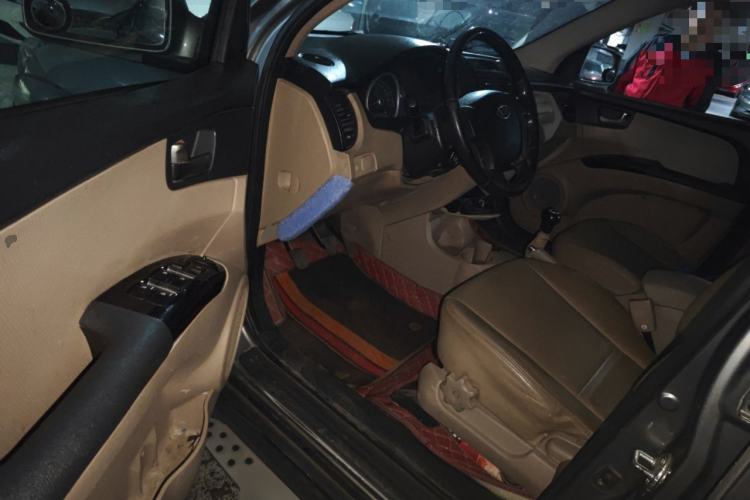 Used Kia Sportage 2013 2.0L Manual Two-Wheel Drive GL Trim
