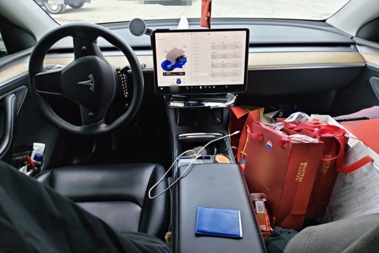 Used Tesla Model Y 2022 Rear-Wheel-Drive Version
