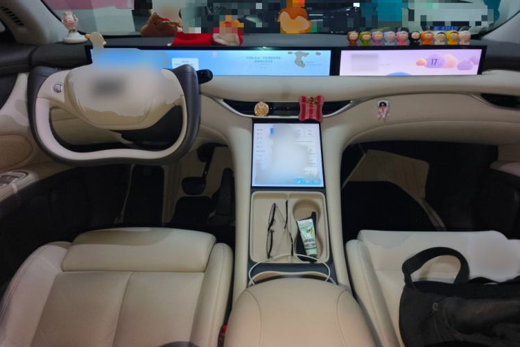 Used IM LS6 2023 Max Standard Edition Interior 2