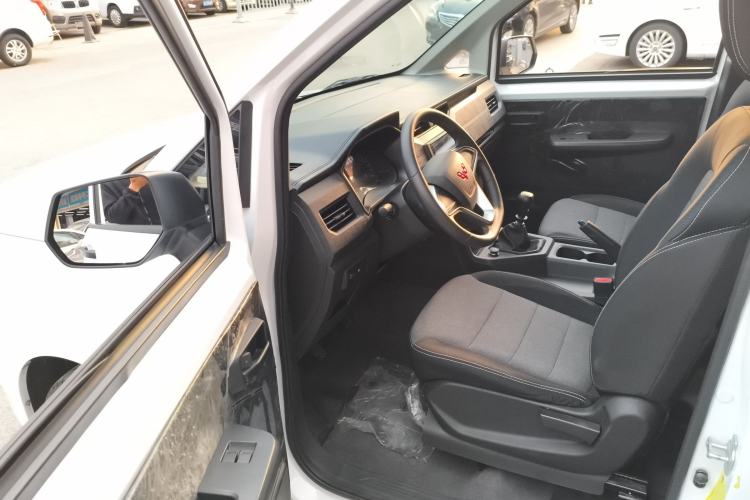 Used Wuling Zhengcheng 2022 2.0L Manual Entrepreneurial Version