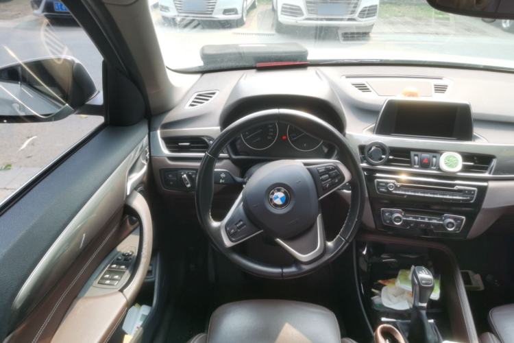 Used BMW X1 New Energy 2017 xDrive25Le Steering Wheel