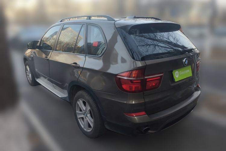 Used BMW X5 2011 xDrive35i Leading Model Rear Left 45 Deg