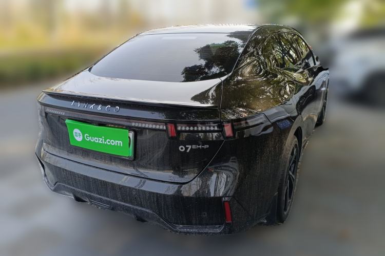 Used Lynk & Co 07 2024 EM-P 126 Long-Range Halo
