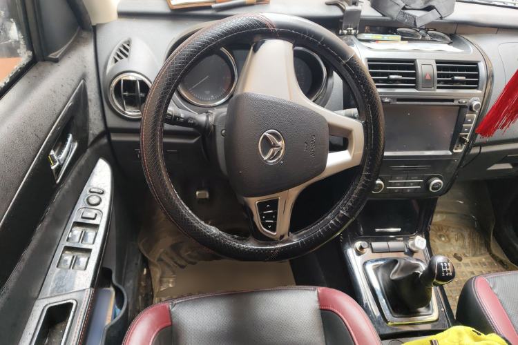 Used HYOSOW S3 2014 1.5L Luxury Version China IV Emission Standard
