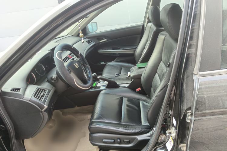 Used Honda Accord 2012 2.4L LX
