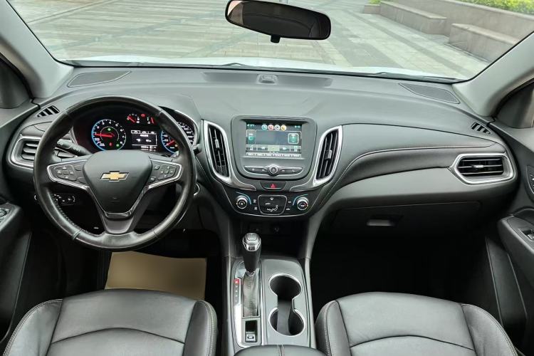 Used Chevrolet Equinox 2019 535T Automatic Chijie Edition China V Standard Center Console