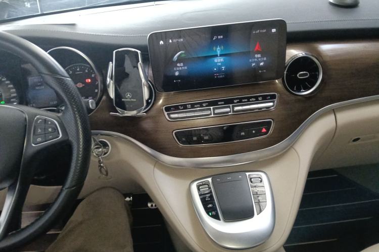 Used Mercedes-Benz V-Class 2020 V 260 L Long-wheelbase Luxury Edition