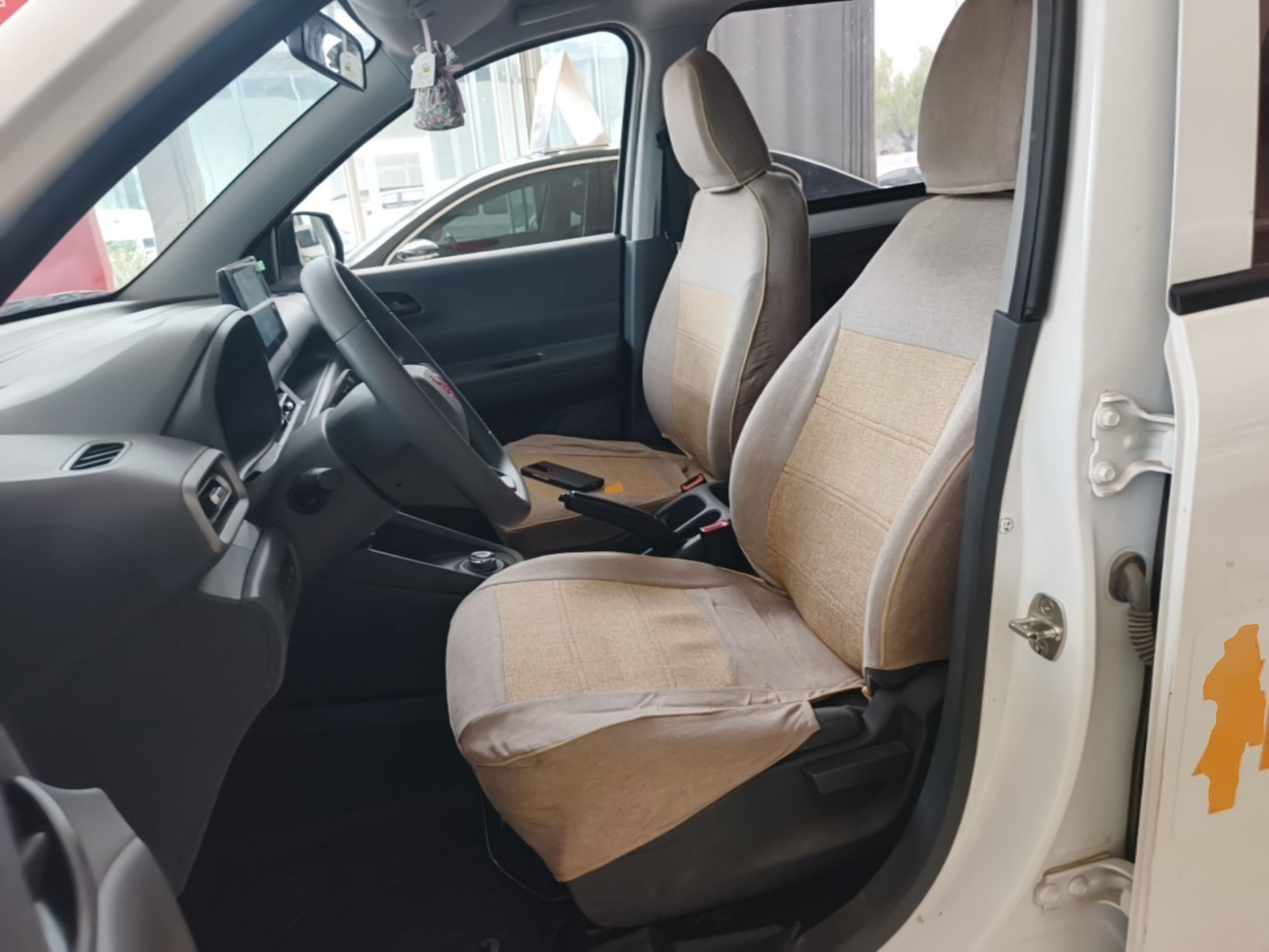 Interior delantero