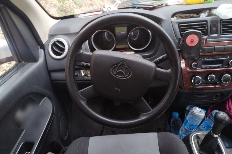 Used CHANGAN KAICHENG Ruixing M60 2019 1.5L Base Model China V Emission Standard 7-Seater 4G15S Steering Wheel