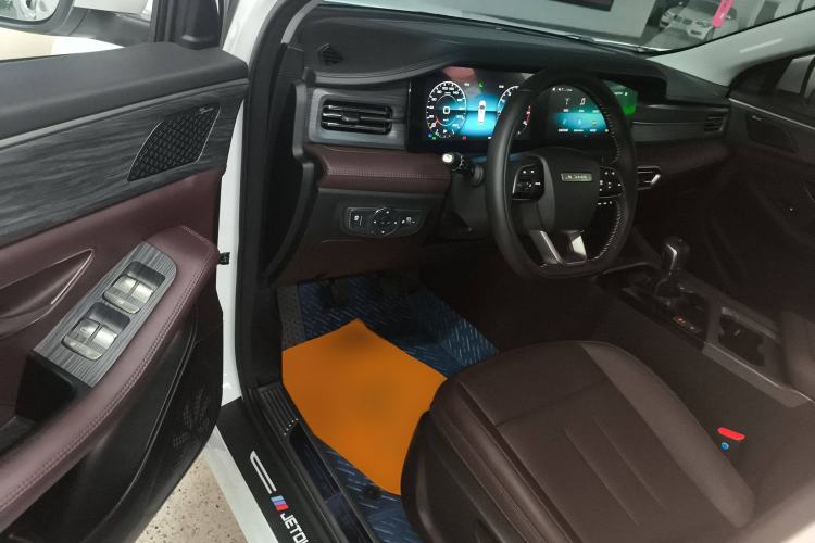 Used JETOUR X90 PLUS 2024 1.6TD Manual Yangfang PRO 7-Seater