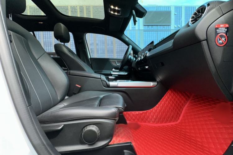 Used Mercedes-Benz GLB 2021 GLB 200 Dynamic Edition Interior 10