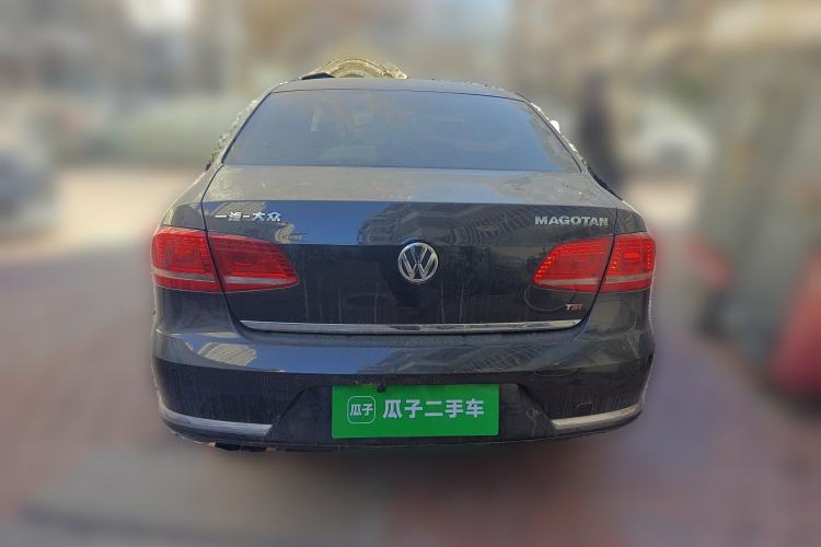 Used Volkswagen Magotan 2012 Revised 1.8TSI Comfort Version Rear