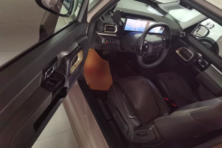 Used Baojun KiWi EV 2023 Smart Luxury Edition Lithium Iron Phosphate Driver Seat