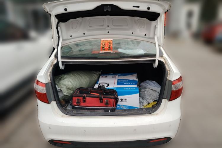 Used Kia K2 2012 Sedan 1.4L MT GLS Commemorative Edition
