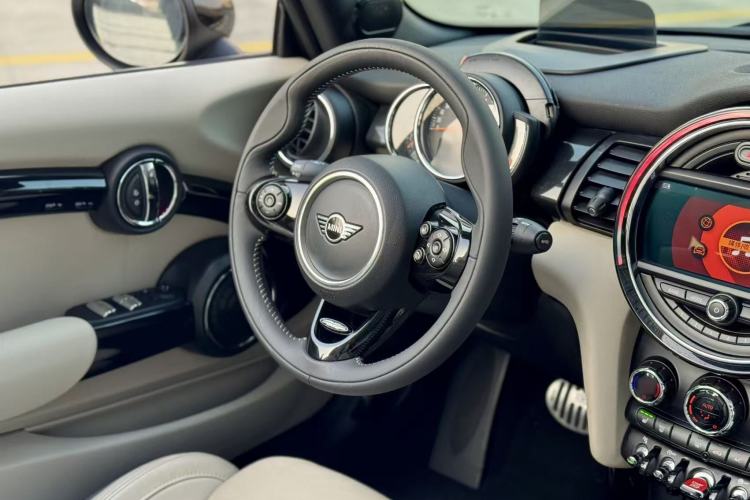 Used MINI MINI 2019 1.5T COOPER CABRIO Artist