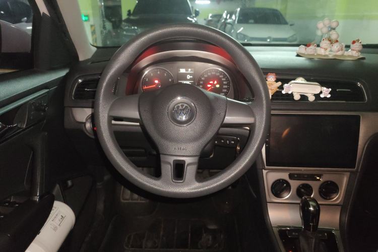 Used Volkswagen Lavida 2013 Restyled Classic 1.6L Automatic Comfort Edition Steering Wheel