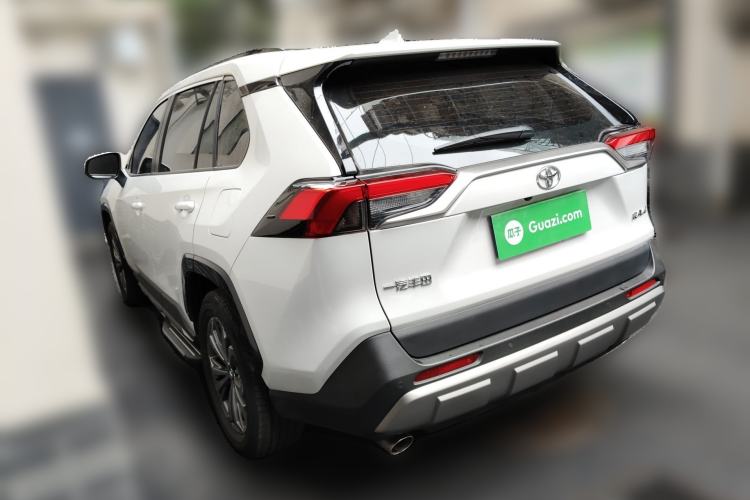 Used Toyota RAV4 2024 2.0L CVT Two-Wheel Drive Fashion Plus Edition Rear Left 45 Deg