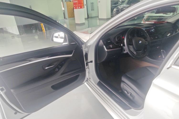 Used BMW 5 Series 2014 520i Touring Edition
