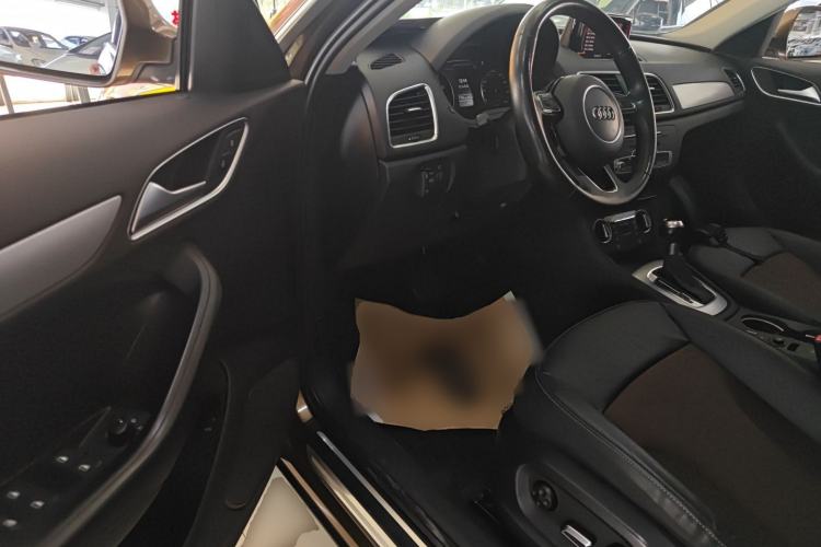 Used Audi Q3 2016 30 TFSI Fashion Model
