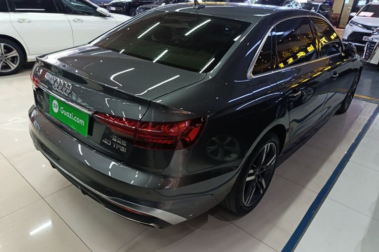 Used Audi A4L 2022 40 TFSI Fashion Dynamic Model Rear Right 45 Deg