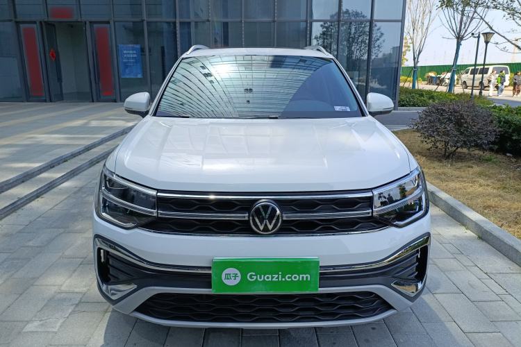 Used Volkswagen Tharu 2024 300TSI Two-Wheel-Drive Full Moon Edition Front