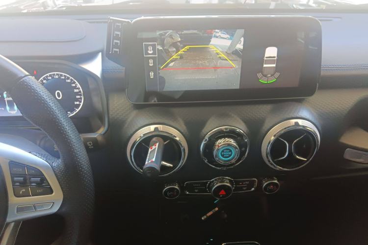 Used BAIC Off-Road BJ40 2019 2.0T Automatic Four-Wheel Drive Urban Hunter Edition Premium Model China V Emission Standard