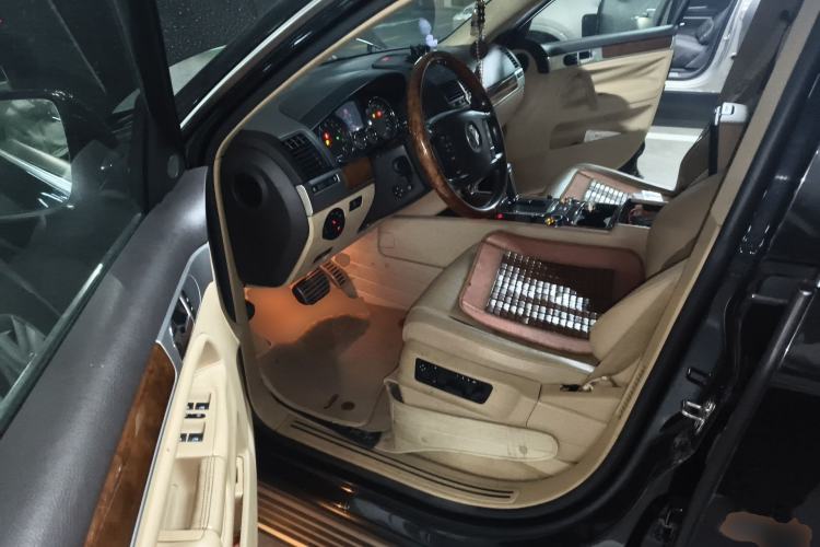 Used Volkswagen Touareg 2007 3.6L Top-Tier Version