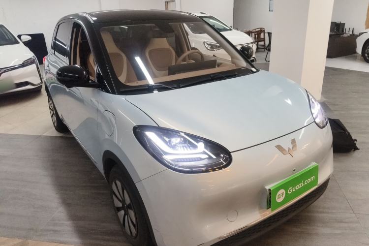 Used Wuling Bingo 2025 410 km Lingxi Deluxe Edition Front Right 45 Deg