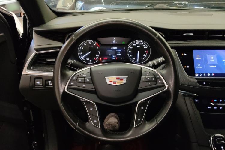 Used Cadillac XT5 2022 2.0T Two-Wheel Drive Luxury Version
