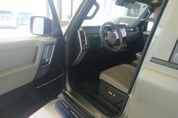 Used iCAR V23 2025 501 Four-Wheel Drive Intelligent Driving Version Driver Seat