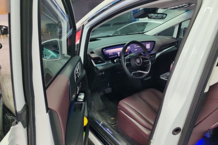 Used Buick Century 2023 2.0T Seven-Seater Yinshi Edition
