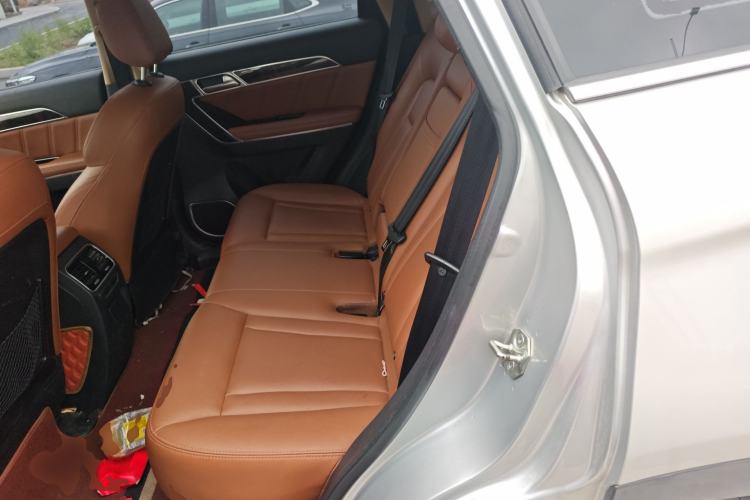 Used Haval H6 Coupe 2015 Blue Label 2.0T Automatic Two-Wheel Drive Elite Model Left Rear Seat