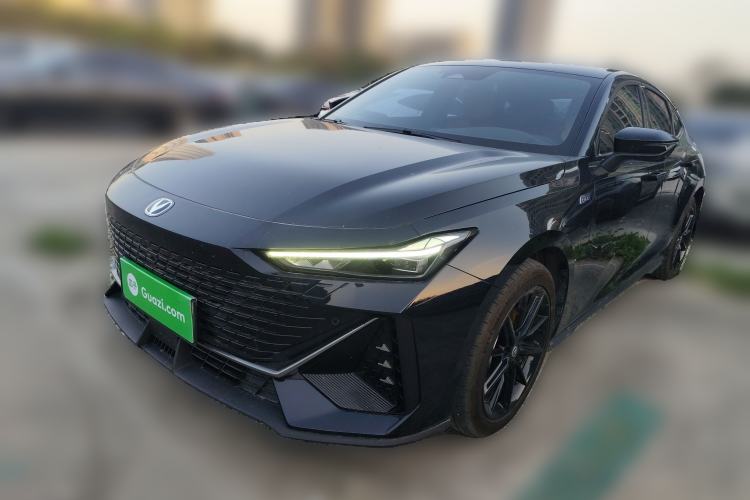 Used Changan UNI-V iDD 2023 ZhiDian iDD 1.5T 113km ZhiKu Model