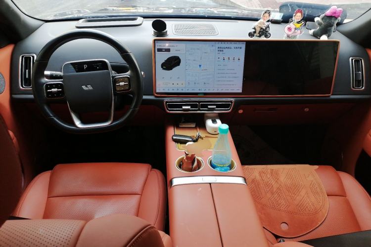 Used Li Auto L8 2024 Pro Model
