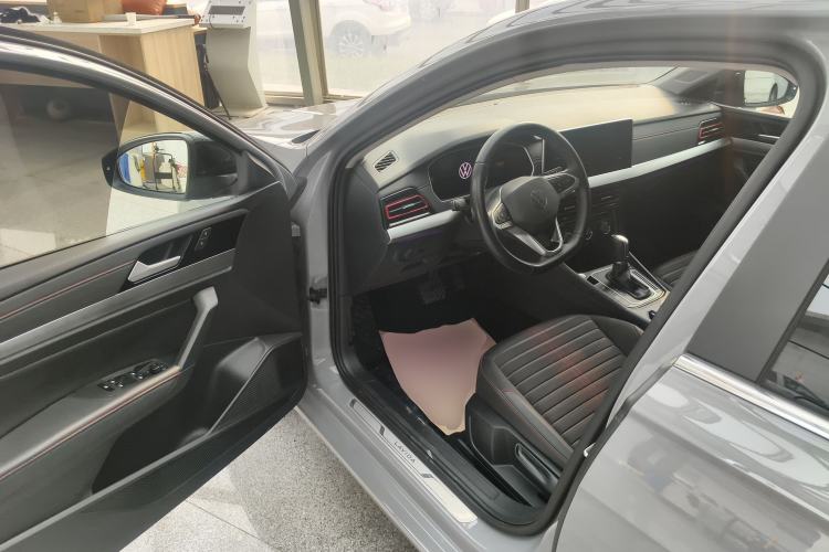 Used Volkswagen Lavida 2023 300TSI DSG Starry Full-Comfort Edition Driver Seat