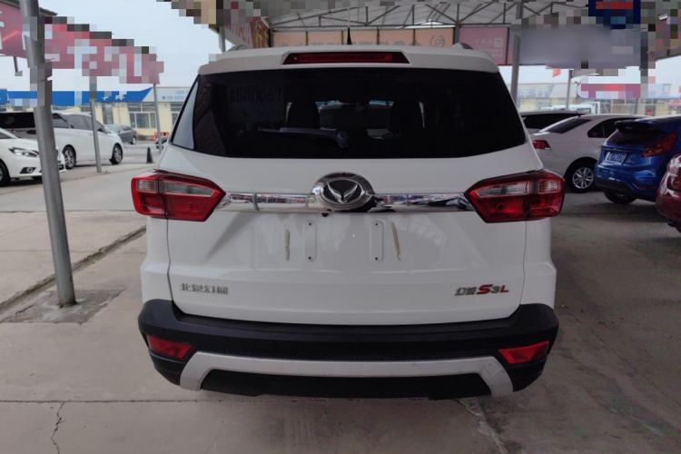 Used HYOSOW S3 2016 S3L 1.5L Manual Prestige Edition
