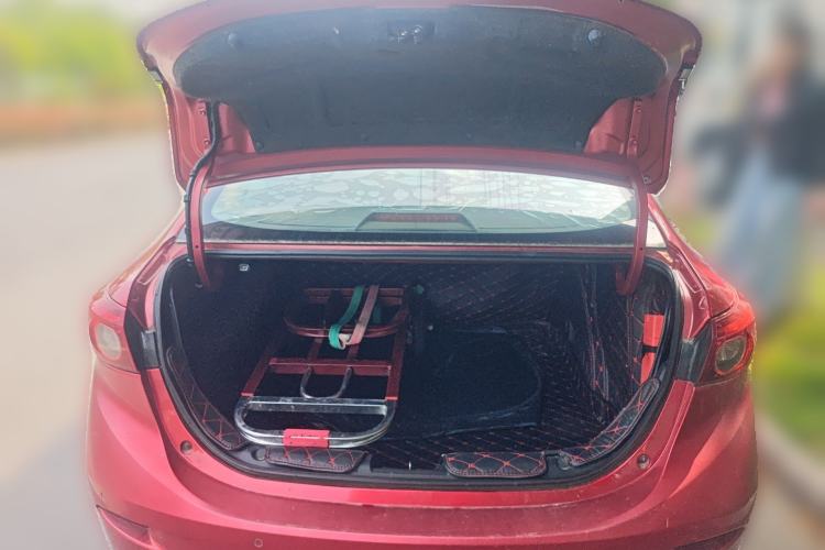 Used Mazda 3 Axela 2017 Sedan 1.5L Automatic Luxury Model Emission Standard China V Trunk